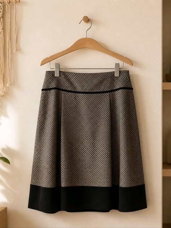 Ann Taylor Dresses & Skirts - Ann Taylor NEW W/TAGS A-Line Textured Gold Black Silk Blend Velvet Trim Skirt